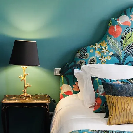 Bed & Breakfast Maison Du Collectionneur 2*
