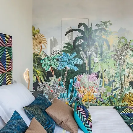 Bed & Breakfast Maison Du Collectionneur 2*